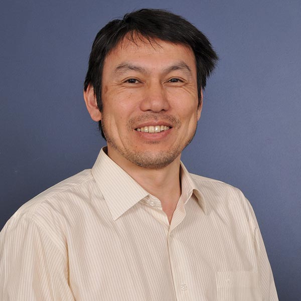 Dr Kenji Okuse