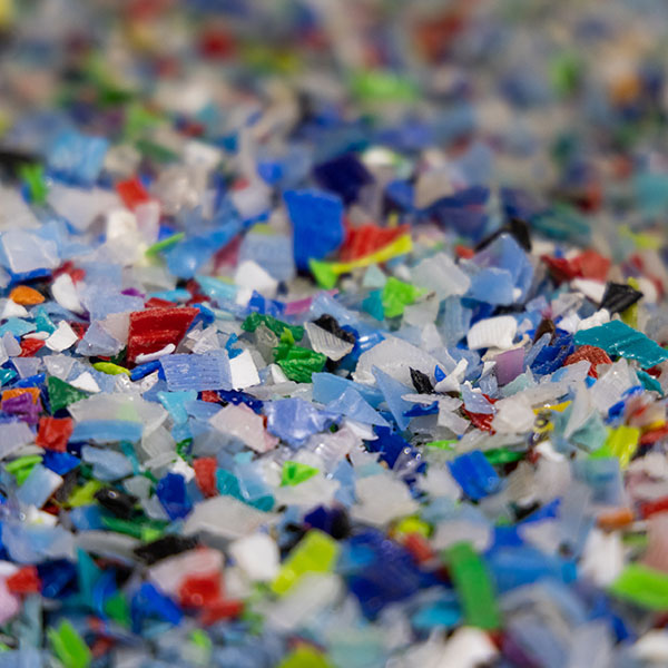 PET plastic upcycling into clean H2 and valuable chemicals
